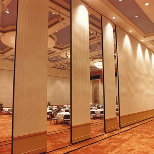 Vách Di Động Siêu Cao